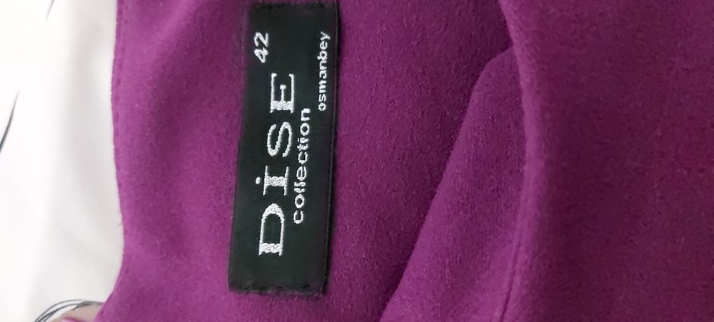 Платье цвета фуксии коктейльное