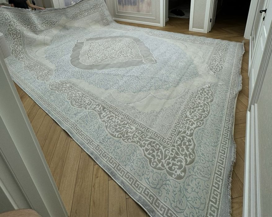 Продается ковер 3,5*5,5