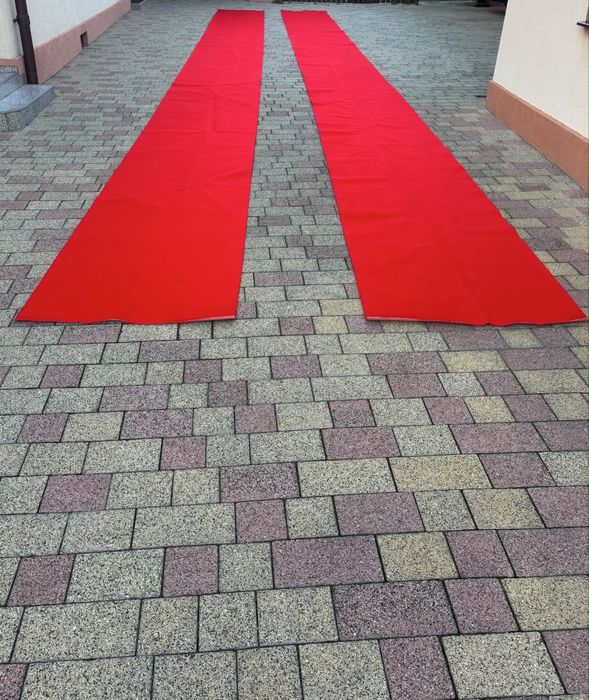 Covor rosu pentru evenimente