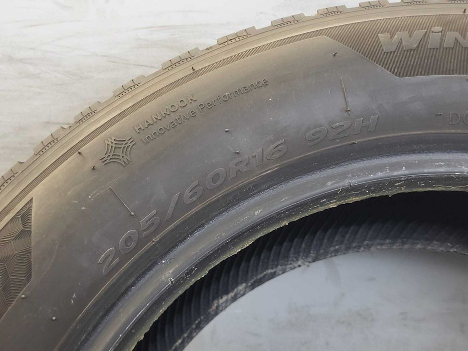 Anvelope 205/60 R16, iarna Hankook, DOT 2022