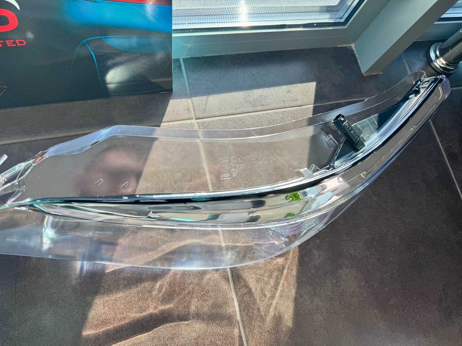 Капаци, Стъкла за фарове Bmw E60 (03-10) с вежда, бмв е60, фар корпус