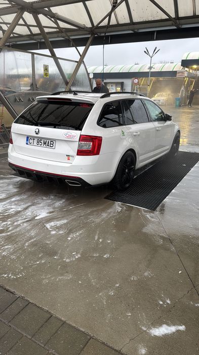 SKODA Octavia 2015 — imagine 3