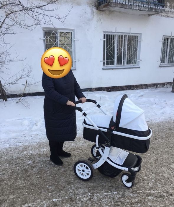 Продам коляску Amelie