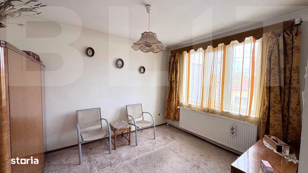 Vila in zona linistita, pe o strada inchisa perfecta pentru locuire sa