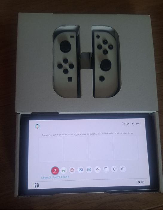 Nintendo Switch OLED white