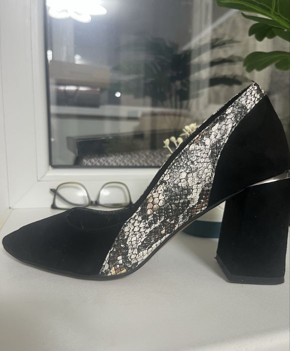 Продам классные стильные туфли