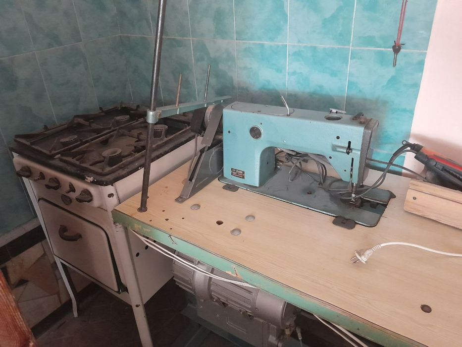 Швейная машинка газовая плита