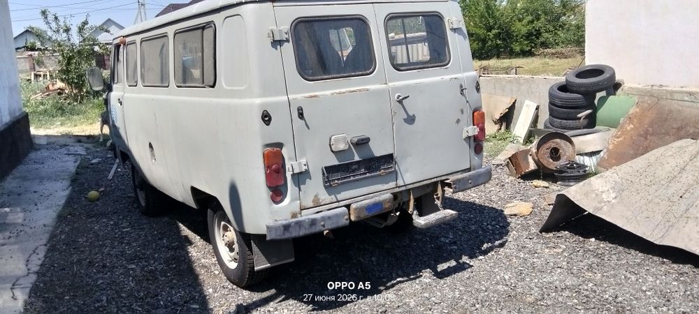 УАЗ  буханка обием 2.9 инжектор