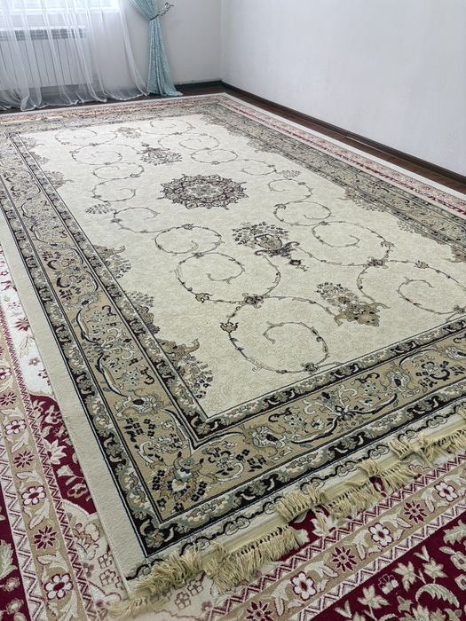 Ковер большой б/у