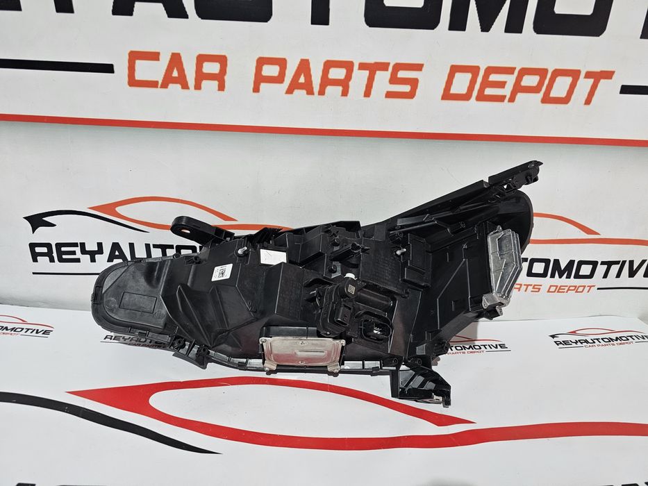 Far dreapta led Renault Clio 5 Facelift dupa 2023 cod 260103507R