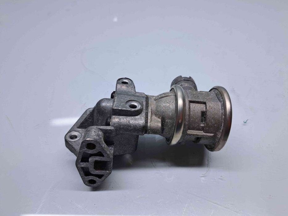 Supapa EGR  Volkswagen Touran (1T1, 1T2) [Fabr 2003-2010] 06A131351F 1