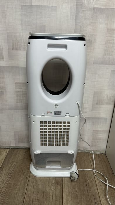 срочно продаю напольный кондиционер