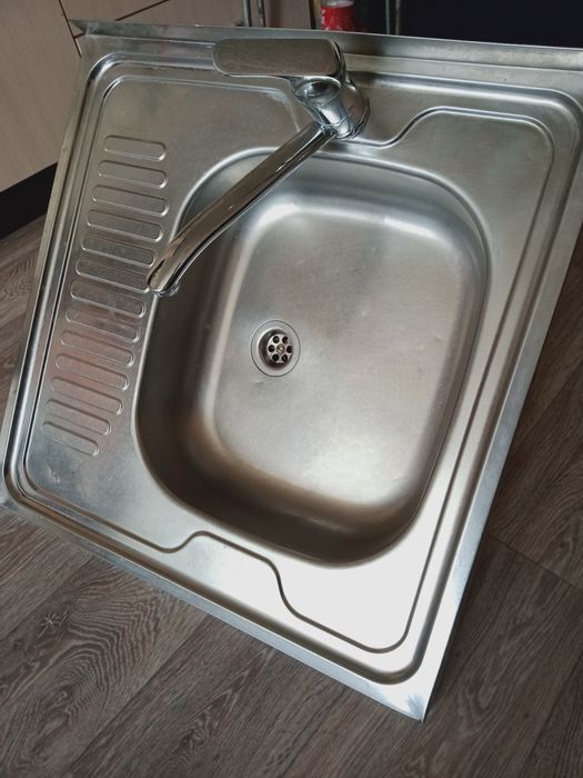 Продам советскую раковину