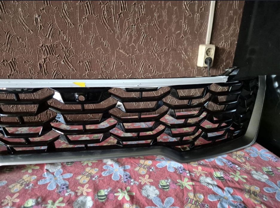 Решетка радиатора Kia Sorento