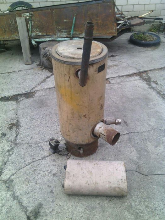 Продам котел отопительный