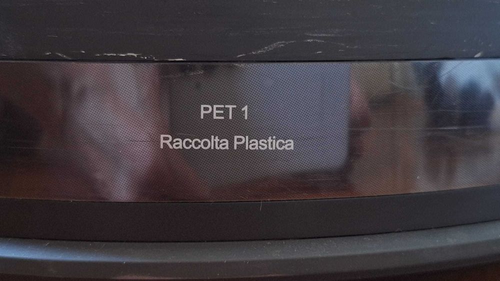 Aspirator Robot iRobot Roomba Combo Essential (Mop + Aspirare)