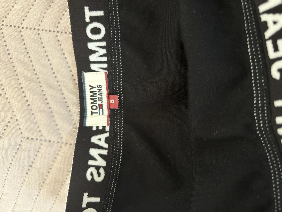 Дамска пола Tommy Jeans