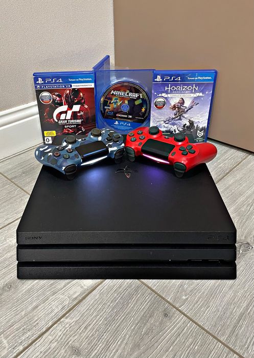 PlayStation 4 PRO/// память 1ТВ/+3 Disk