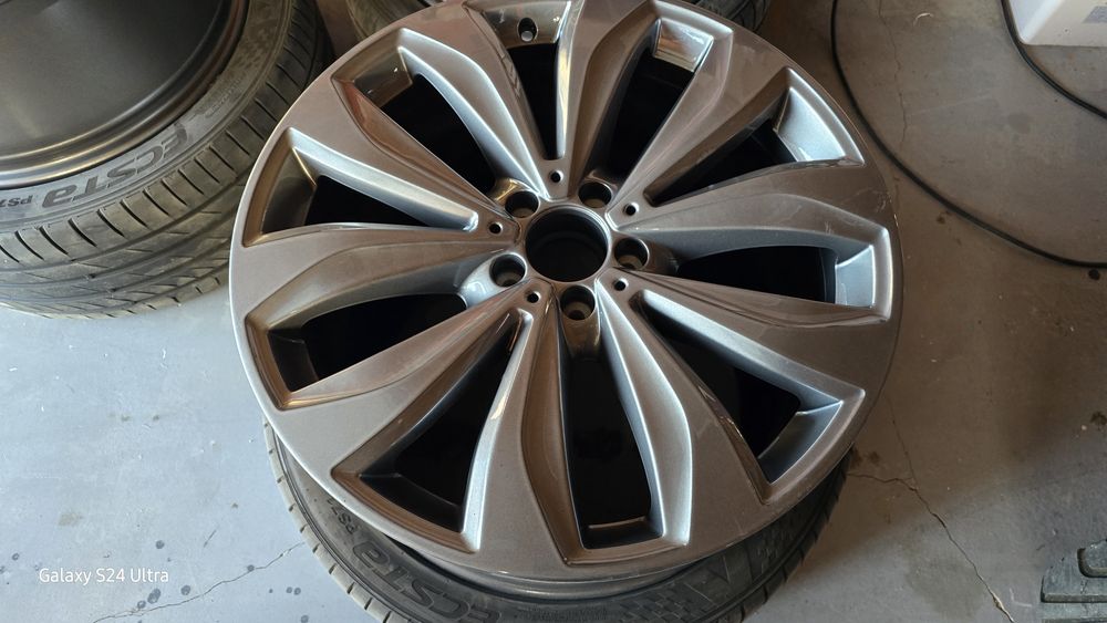 Jante noi originale Mercedes E class S class R20 in 2 latimi