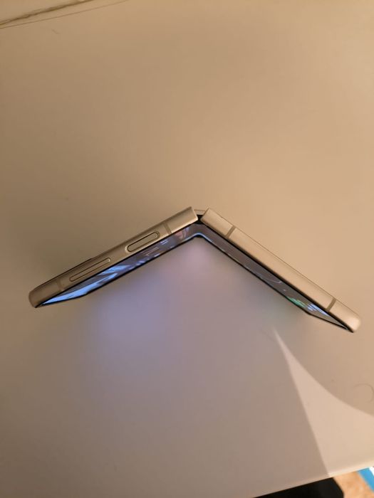 Самсунг з флип 3