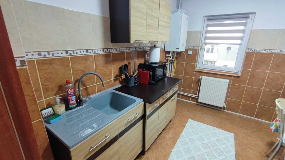 Apartament 4 camere, Școala 39