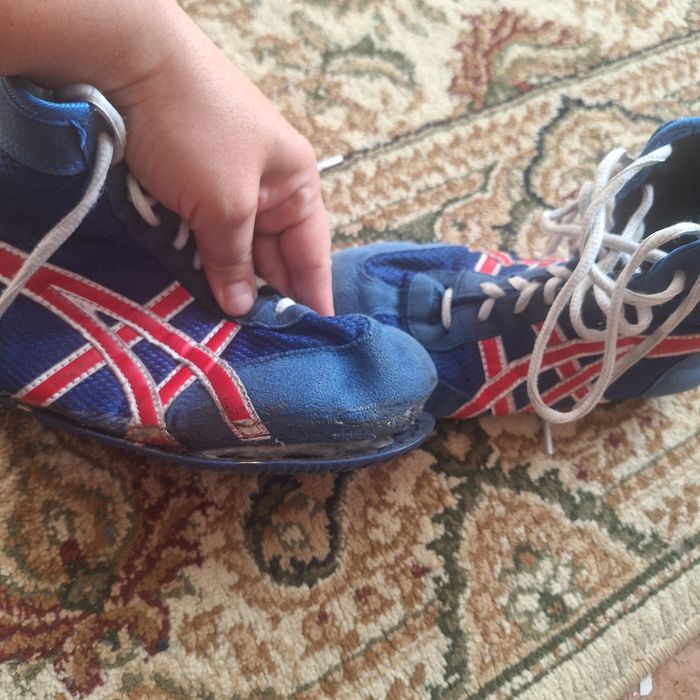 Продам борцовки для вольной борьбы