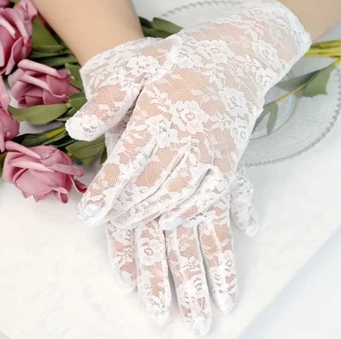 Булчински дантелени ръкавици – за сватби, есенни и зимни церемонии