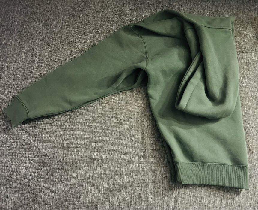 Продаи Зеленуя худи