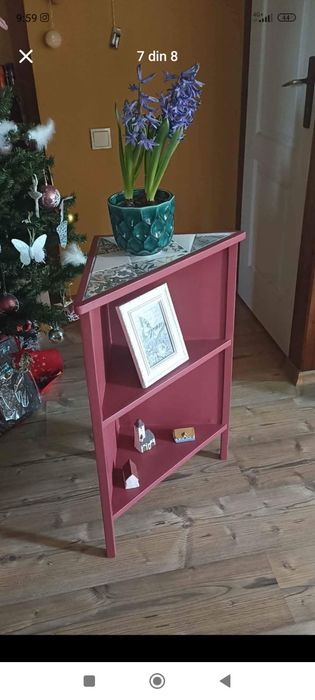 Măsuța accent și comodă de colț