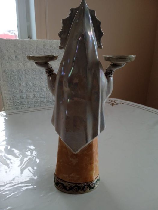 Редкая старинная статуэтка