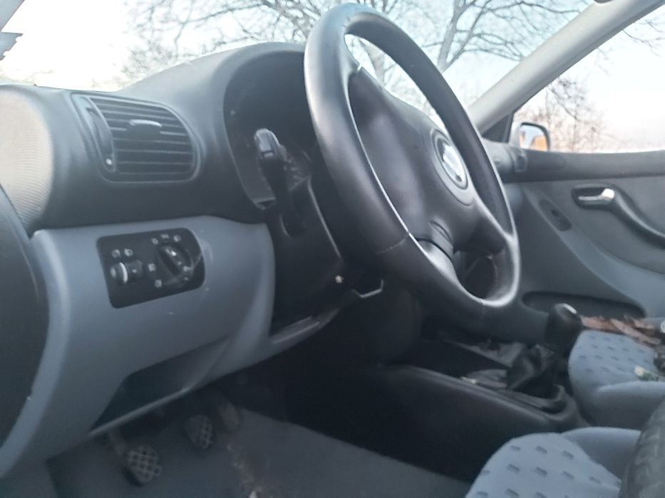 Сеат Толедо 1.9 TDI  90 к.с 2001 година