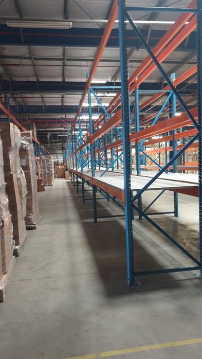 Rafturi metalice industriale