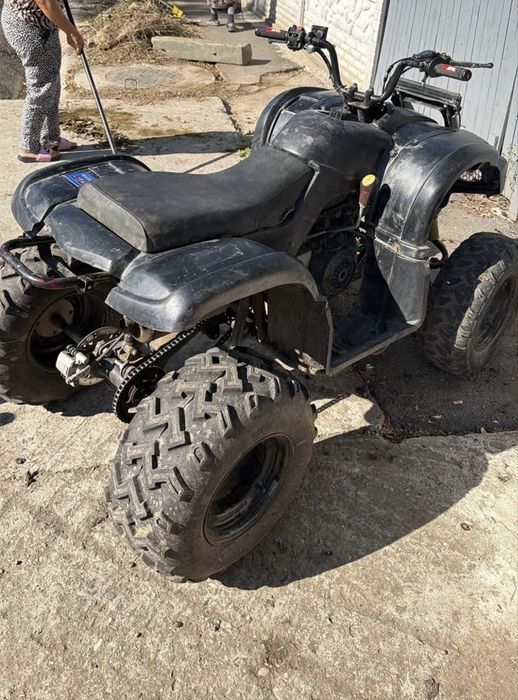 Vand sau schimb Atv 150