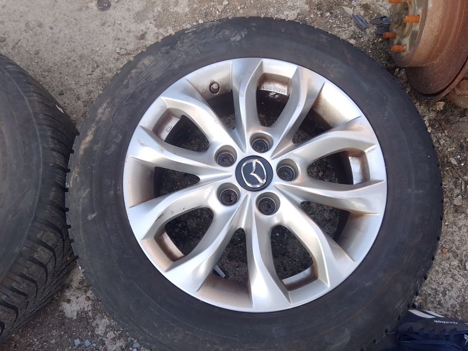 Лята джанта 16ки Мазда с гуми 205/60/16 mazda