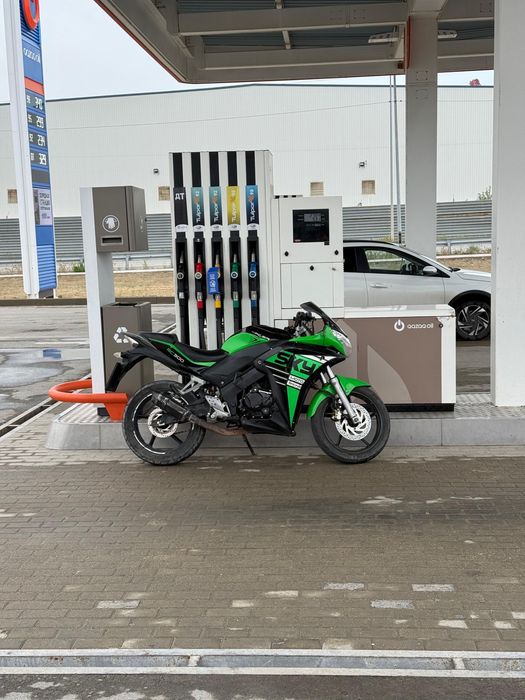 Мотоцикл сатлады 300куб