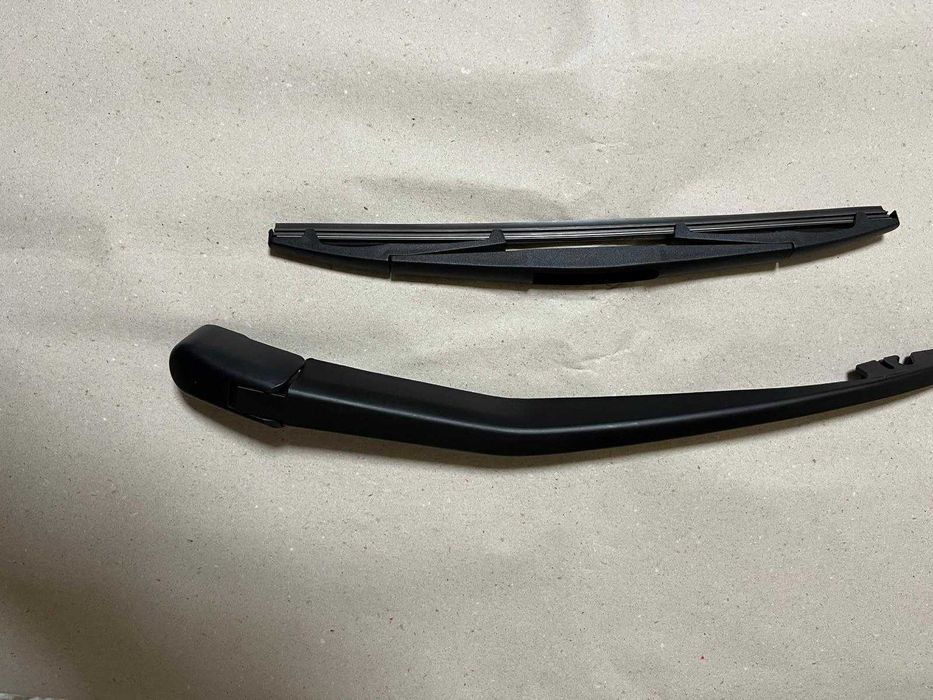 Задна чистачка с рамо за Nissan Micra