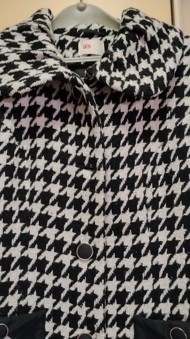 Палто от колекцията на Бобо Зандер