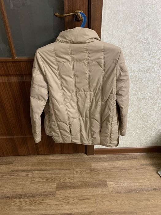 Продам куртку жен рр46-48 за 8тыс