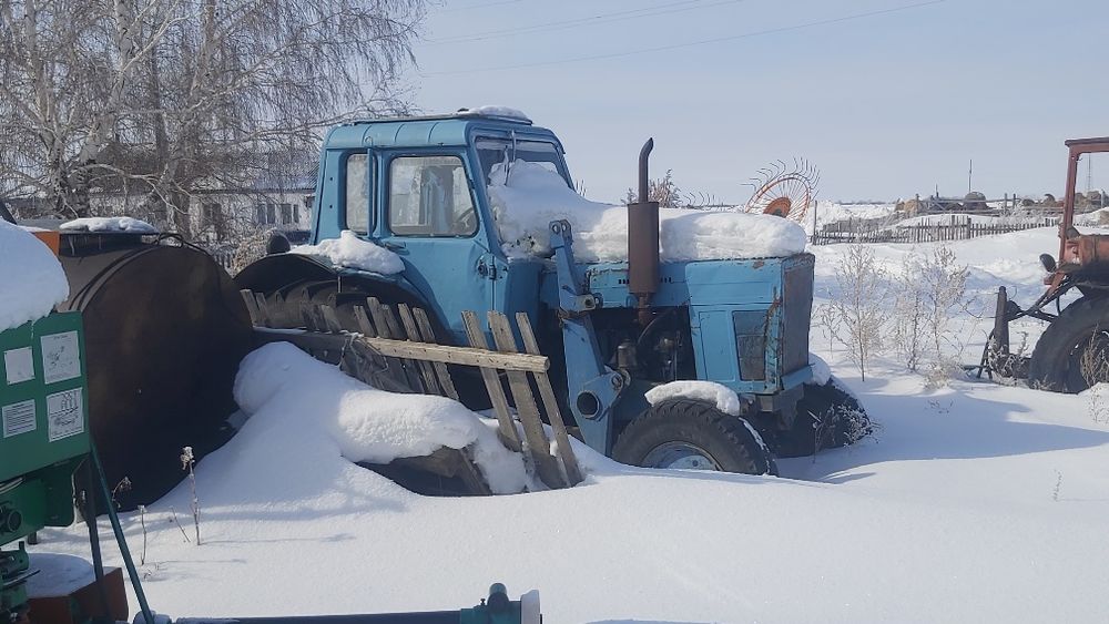 Продам  мтз 80 в комплекте