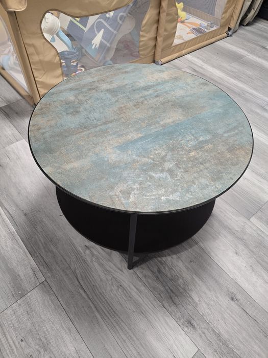 Masuta de cafea din  lemn si sticla (colantata)