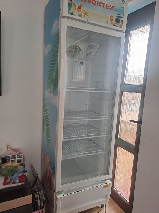 Vand frigider mare ..nou.