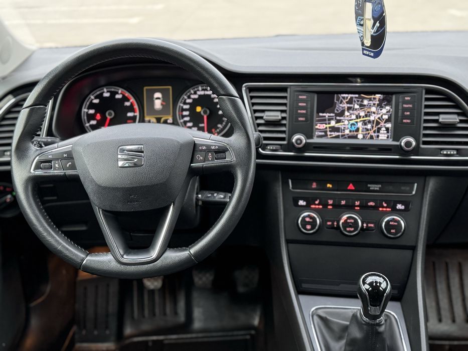 SEAT LEON AN2014 Nou Adus FULL LED Navi Jante Bixenon Impecabila