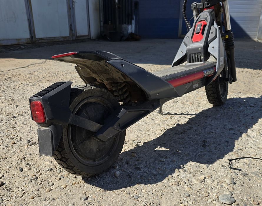 Trotineta electrica Segway Zt 3 PRO