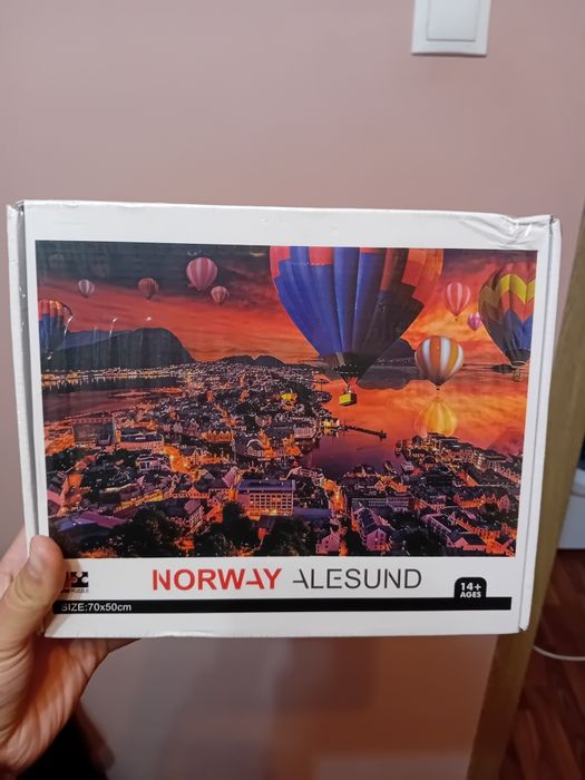 Puzzle 1000 piese noi sigilate