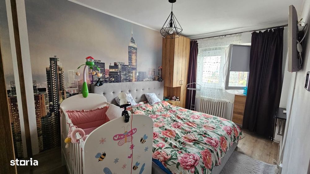 Apartament 3 camere Grivitei -Onix,renovat,mobilat,parcare — fotografia 3