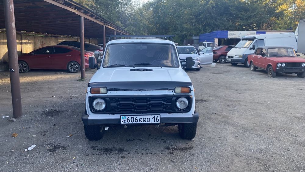 Продам ниву 2006г