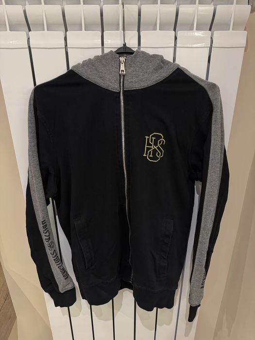 Спортен Екип HS8