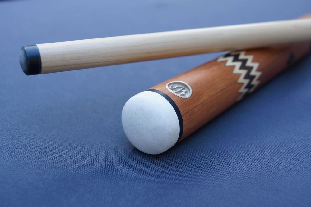 Кий  для русского бильярда модель 2202Б