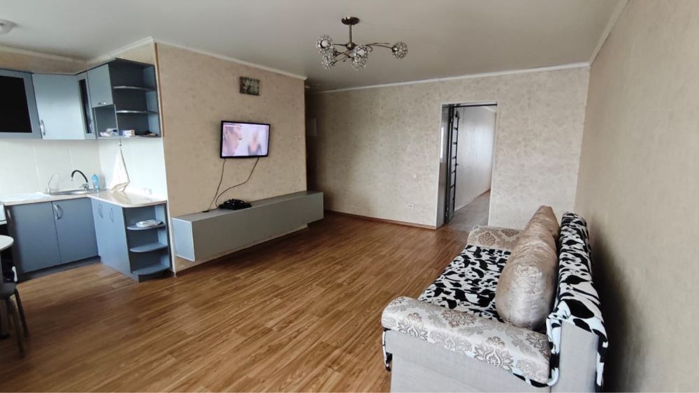 Продам 2 комн.в самом центре города