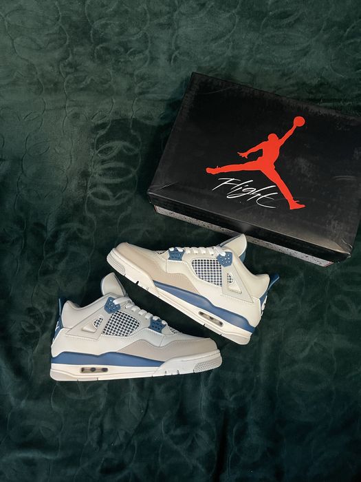 Jordan 4 military blue